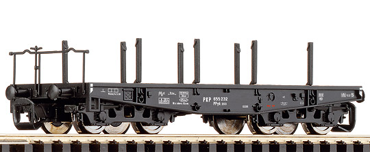 Heavy duty Flat car<br /><a href='images/pictures/Roco/37575.jpg' target='_blank'>Full size image</a>